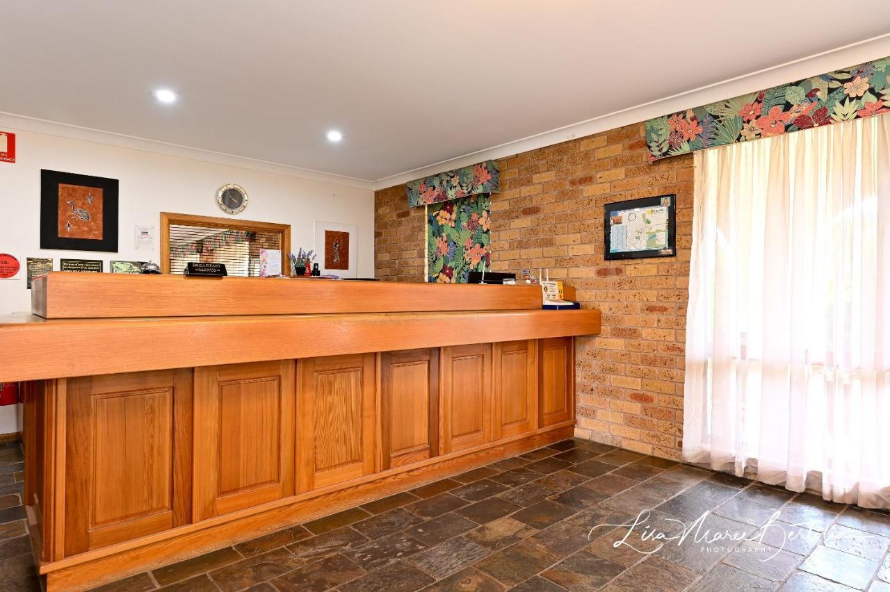 Narrandera Club Motor Inn Exterior foto