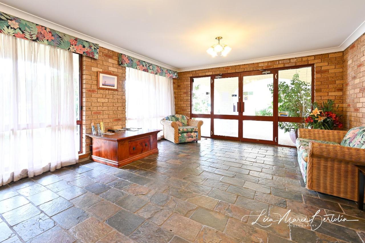 Narrandera Club Motor Inn Exterior foto